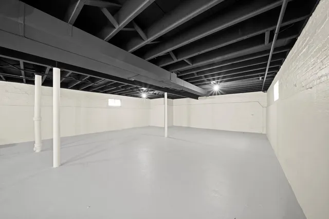 $179,900 | 14231 South Dearborn Street, Riverdale, IL 60827