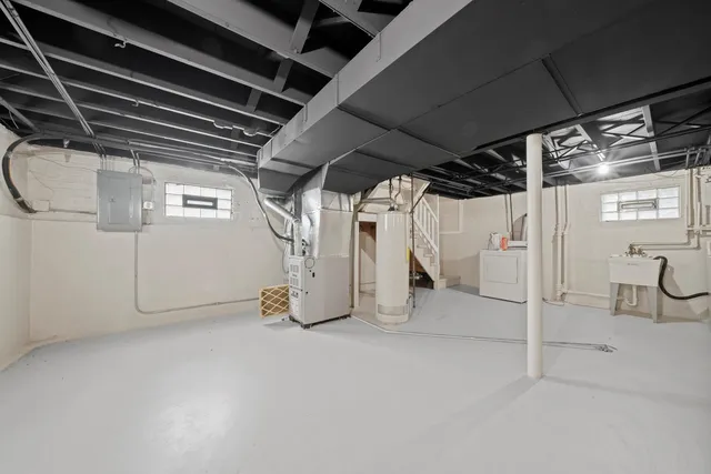 $179,900 | 14231 South Dearborn Street, Riverdale, IL 60827