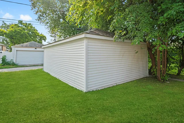 $179,900 | 14231 South Dearborn Street, Riverdale, IL 60827