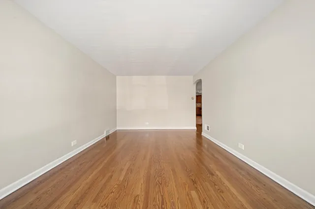 $179,900 | 14231 South Dearborn Street, Riverdale, IL 60827