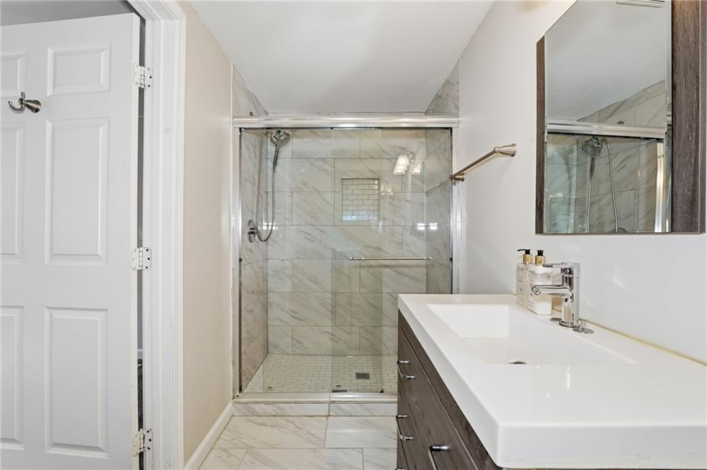 2952 Arrowood Drive Atlanta, GA 30344 - Photo 16 of 38