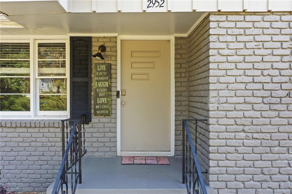 2952 Arrowood Drive Atlanta, GA 30344 - Photo 4 of 38