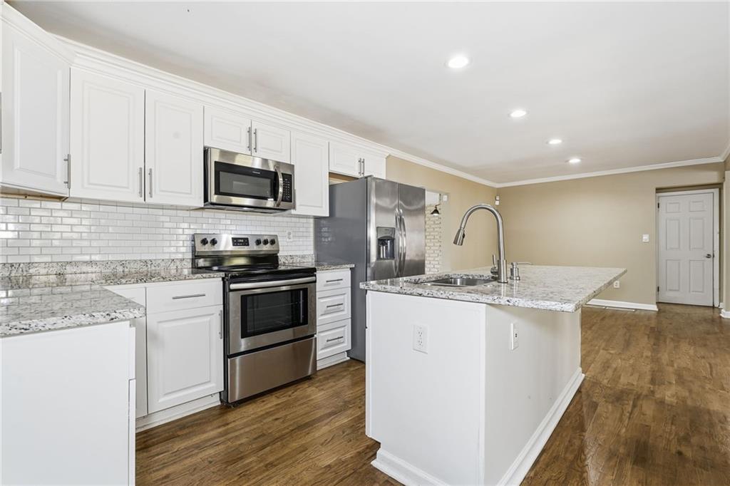 2952 Arrowood Drive Atlanta, GA 30344 - Photo 9 of 38