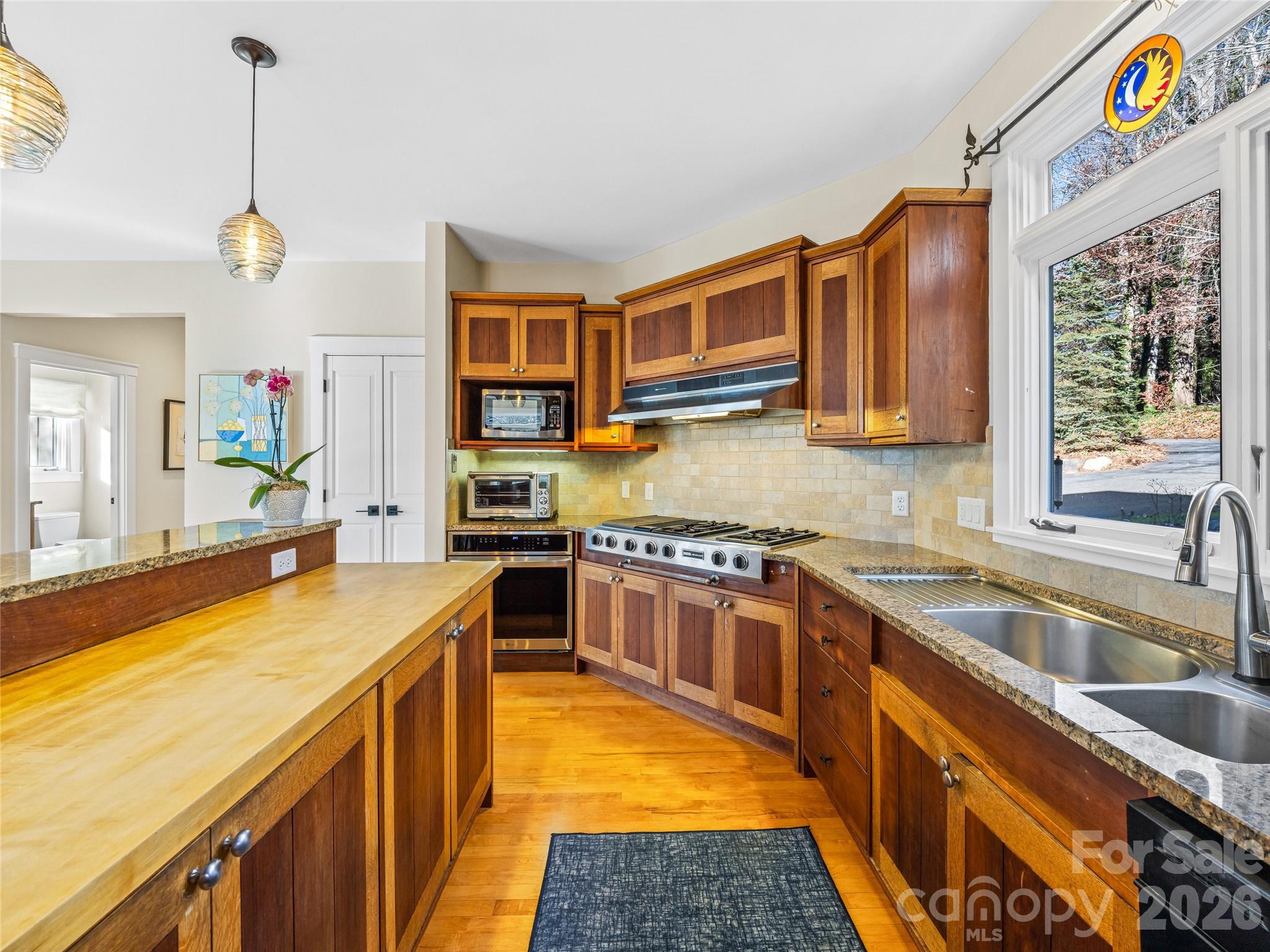 339 Beaverdam Road Asheville, NC 28804 - Photo 12 of 44