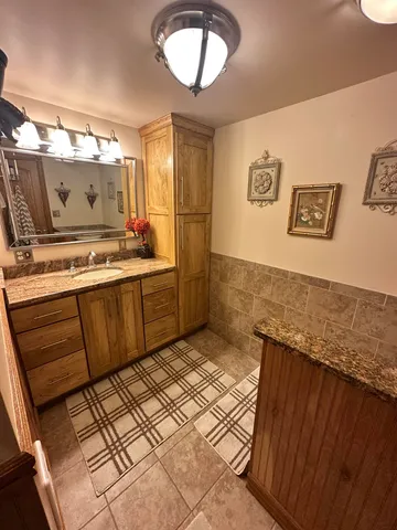 $394,000 | W4903 26th Street East, Necedah, WI 54646