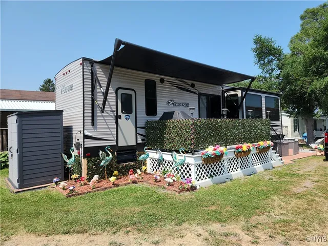$69,900 | 11609 State Rte 3, Unit 25, Henderson, NY 13605