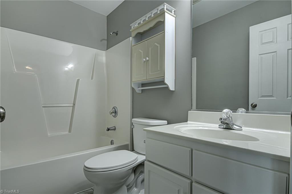 4014 Braddock Road High Point, NC 27265 - Photo 24 of 28 Gallery Image 24