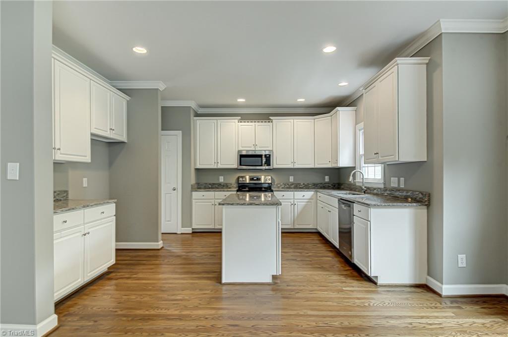 4014 Braddock Road High Point, NC 27265 - Photo 10 of 28 Gallery Image 10