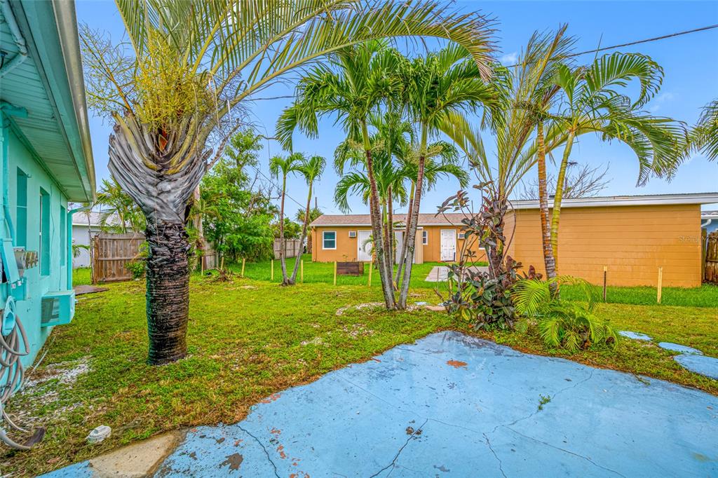 14111 West Parsley Drive Madeira Beach, FL 33708 - Photo 17 of 99