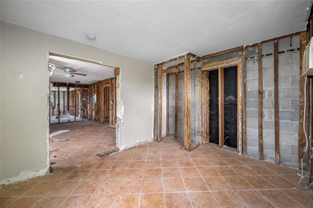 14111 West Parsley Drive Madeira Beach, FL 33708 - Photo 30 of 99