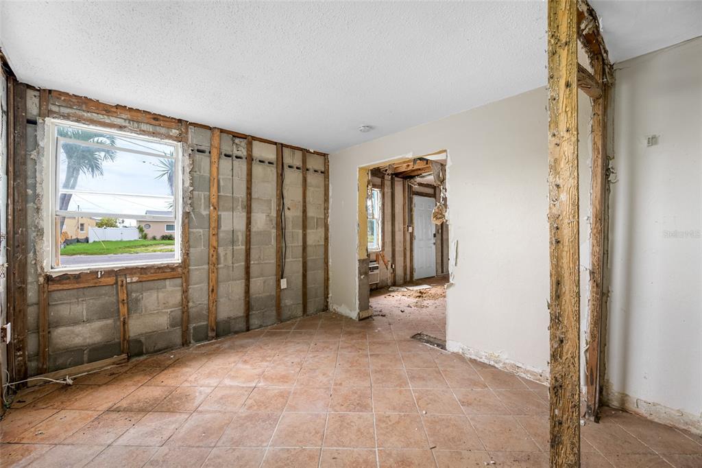 14111 West Parsley Drive Madeira Beach, FL 33708 - Photo 31 of 99