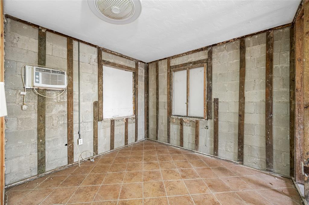 14111 West Parsley Drive Madeira Beach, FL 33708 - Photo 36 of 99