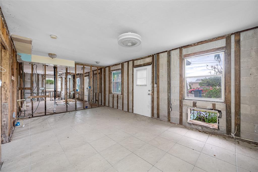 14111 West Parsley Drive Madeira Beach, FL 33708 - Photo 40 of 99