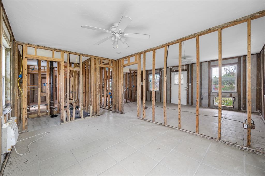 14111 West Parsley Drive Madeira Beach, FL 33708 - Photo 44 of 99