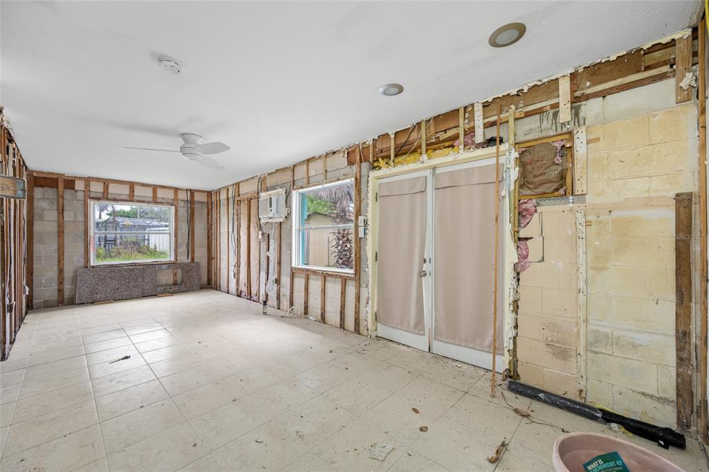 14111 West Parsley Drive Madeira Beach, FL 33708 - Photo 49 of 99