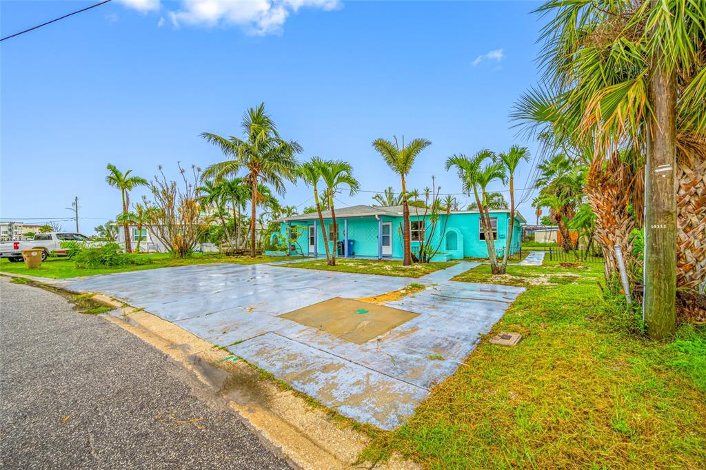 14111 West Parsley Drive Madeira Beach, FL 33708 - Photo 6 of 99