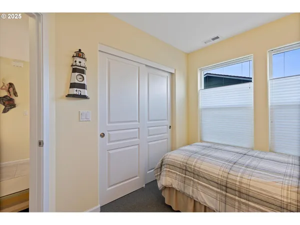 $900,000 | 5776 Northwest Keel Avenue, Lincoln City, OR 97367