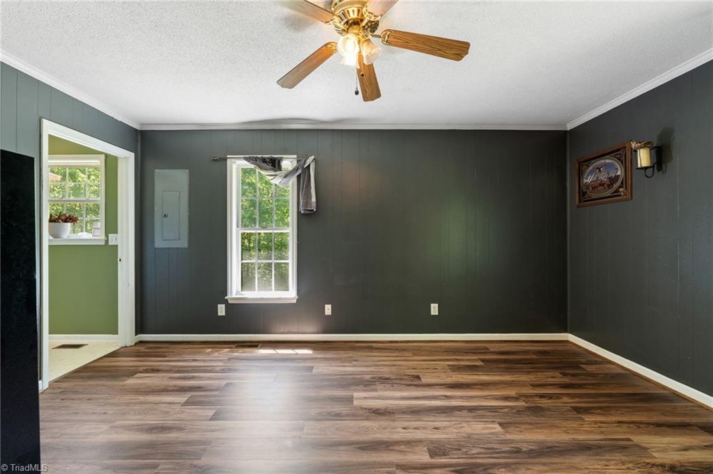 489 Eddinger Road Thomasville, NC 27360 - Photo 11 of 29