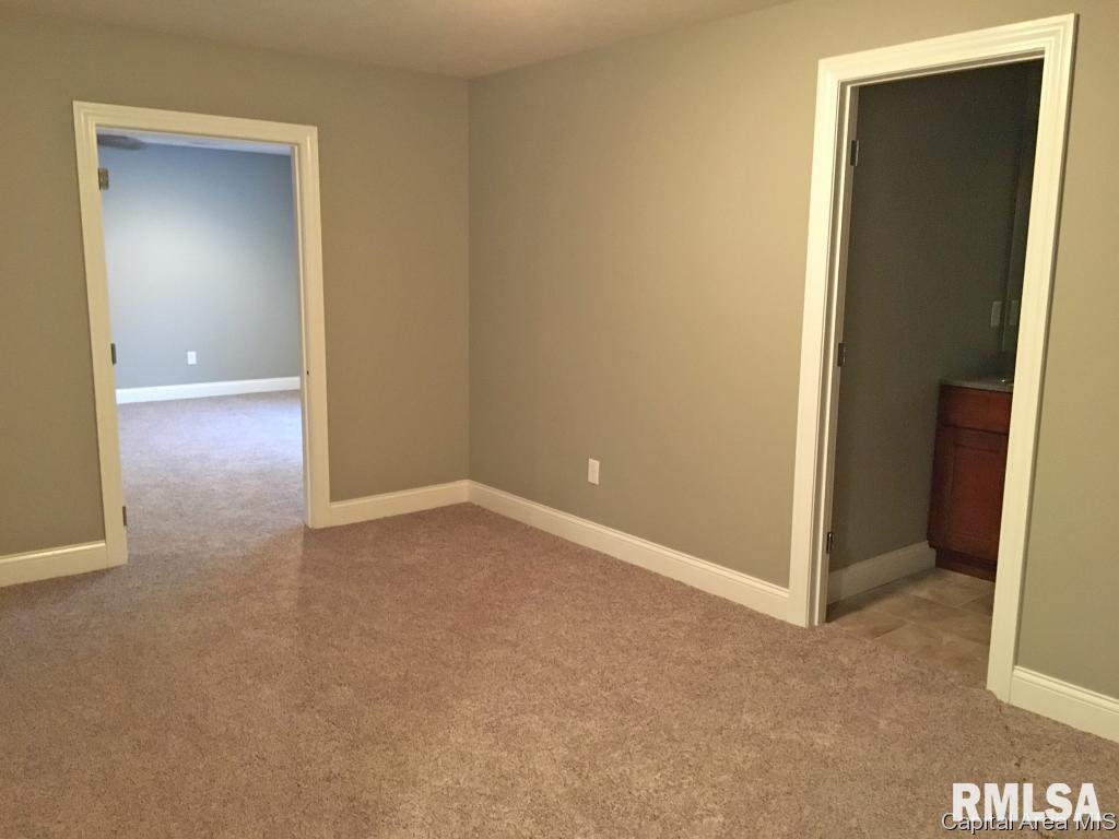 1602 Winston Drive Springfield, IL 62711 - Photo 12 of 19 Gallery Image 12