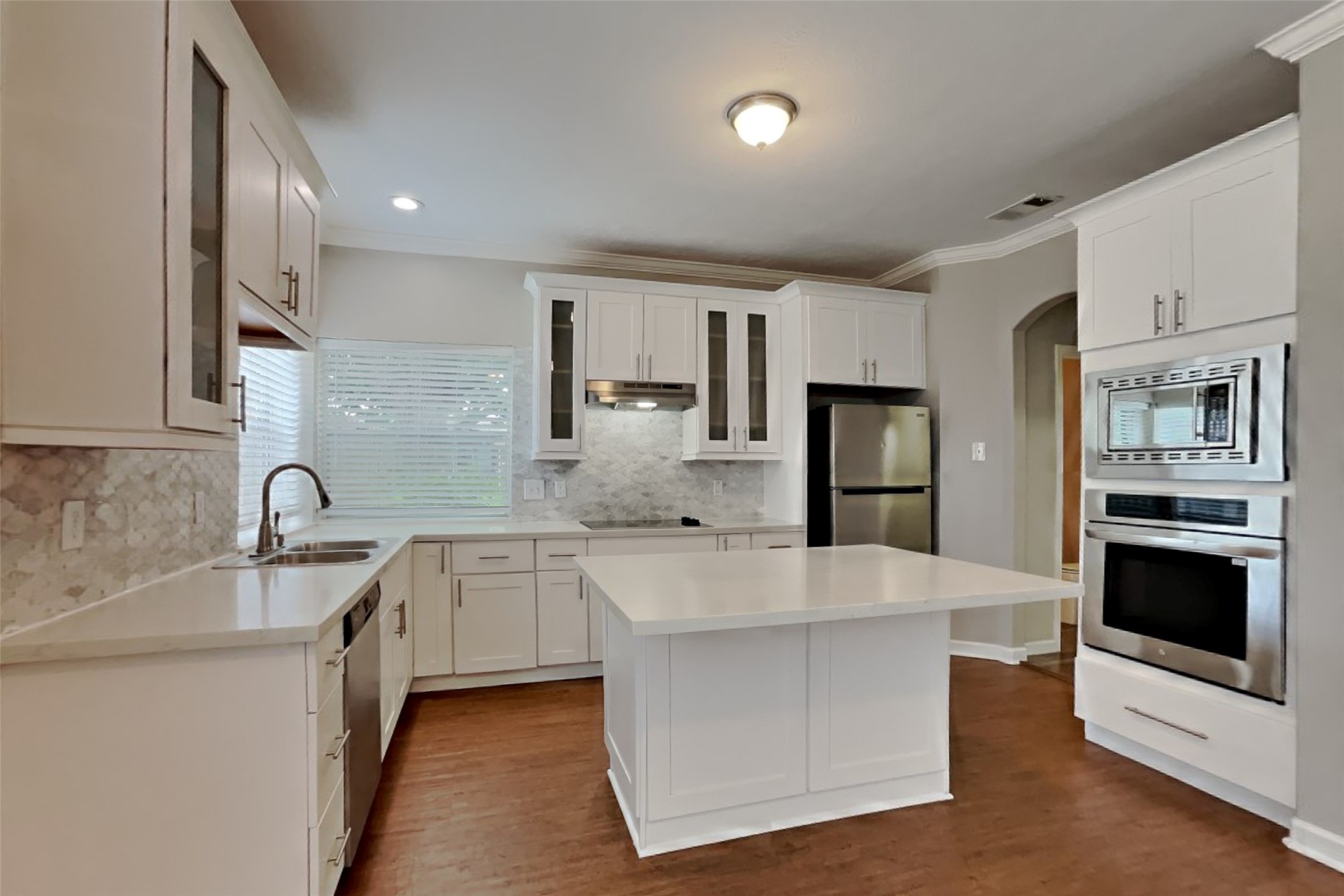 10051 Rio Bravo Road Houston, TX 77064 - Photo 5 of 21