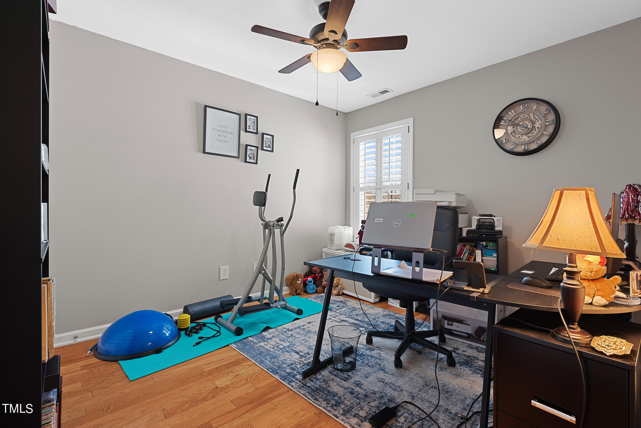 5324 Eagle Trace Drive Raleigh, NC 27604 - Photo 20 of 26 a workspace with furniture and a window