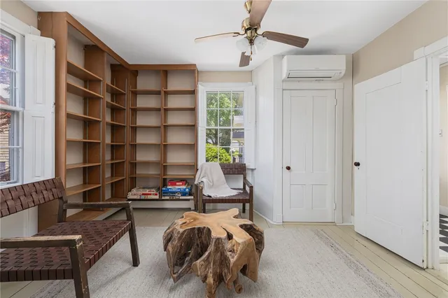 $4,000 | 24 Barney Street, Newport, RI 02840