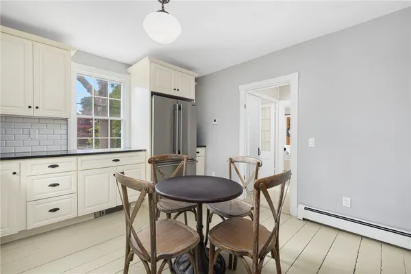 $4,000 | 24 Barney Street, Newport, RI 02840
