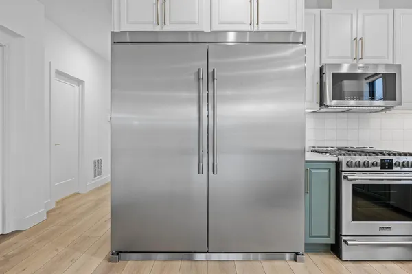$699,900 | 2318 Johnson Street Northeast, Unit 201, Minneapolis, MN 55418