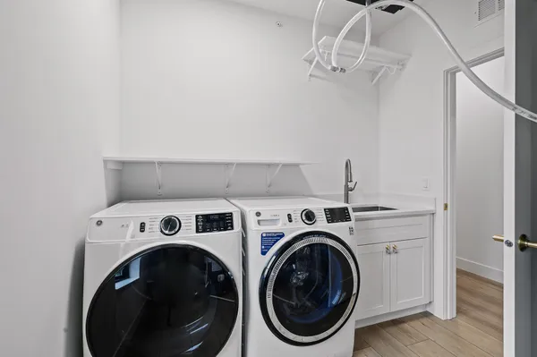 $699,900 | 2318 Johnson Street Northeast, Unit 201, Minneapolis, MN 55418