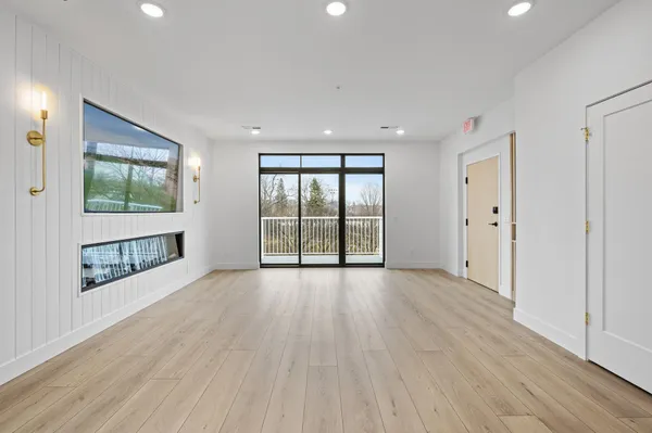 $699,900 | 2318 Johnson Street Northeast, Unit 201, Minneapolis, MN 55418