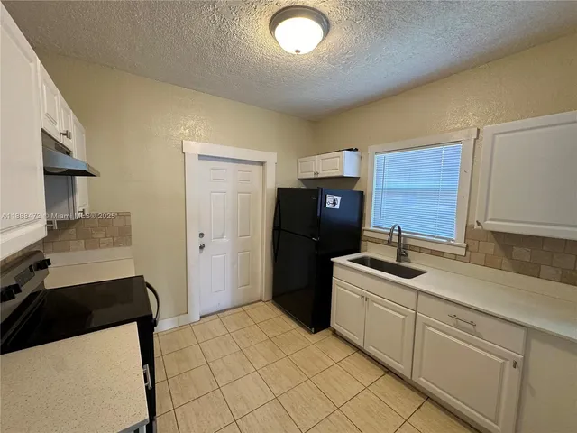 $2,350 | 510 Plymouth Road, West Palm Beach, FL 33405