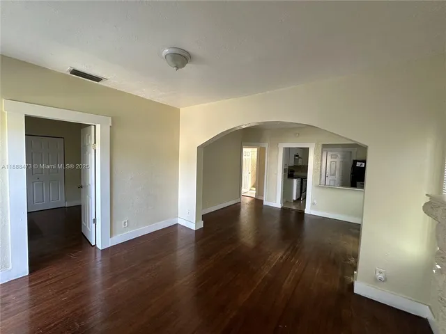 $2,350 | 510 Plymouth Road, West Palm Beach, FL 33405