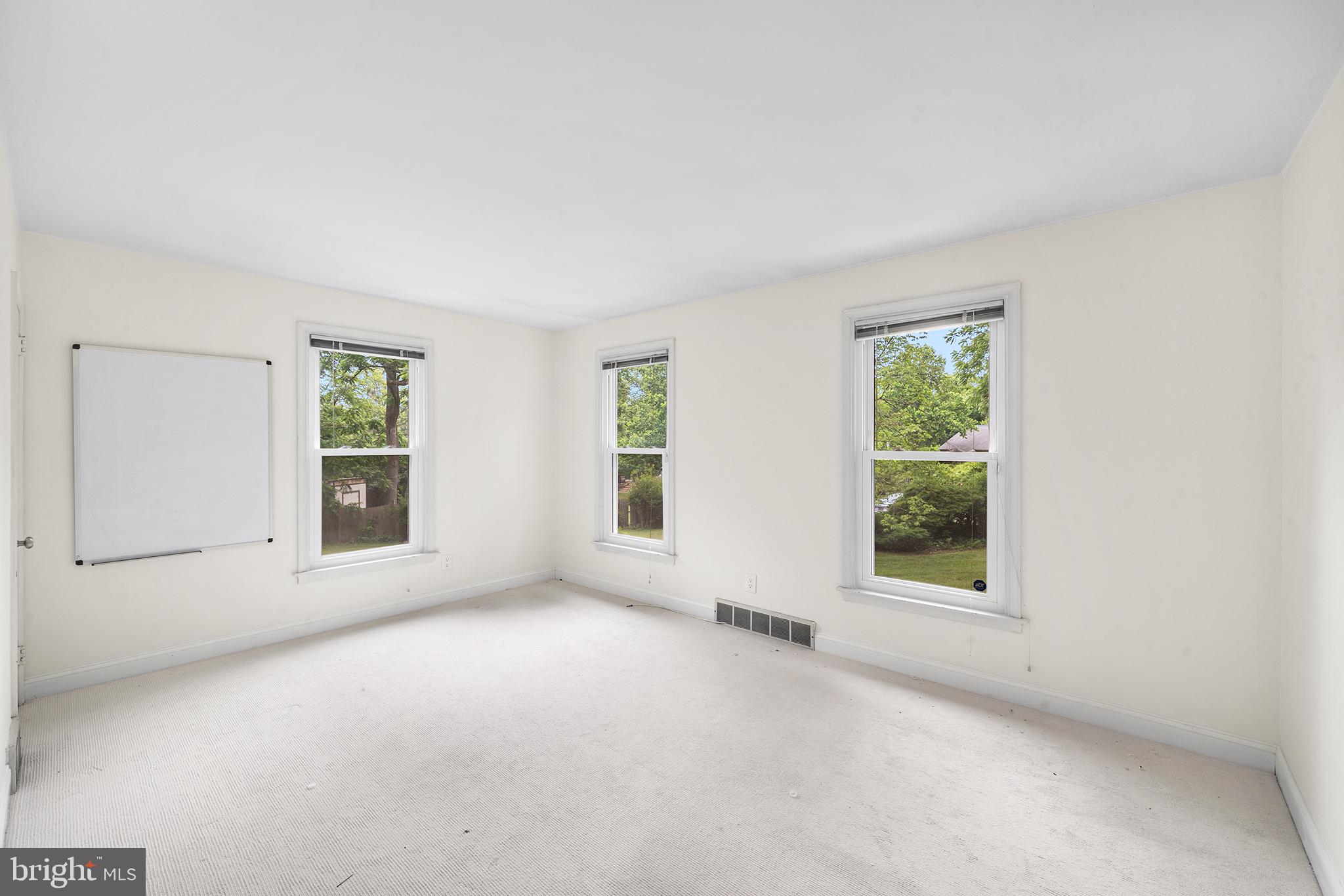 310 Barberry Lane Wayne, PA 19087 - Photo 19 of 36