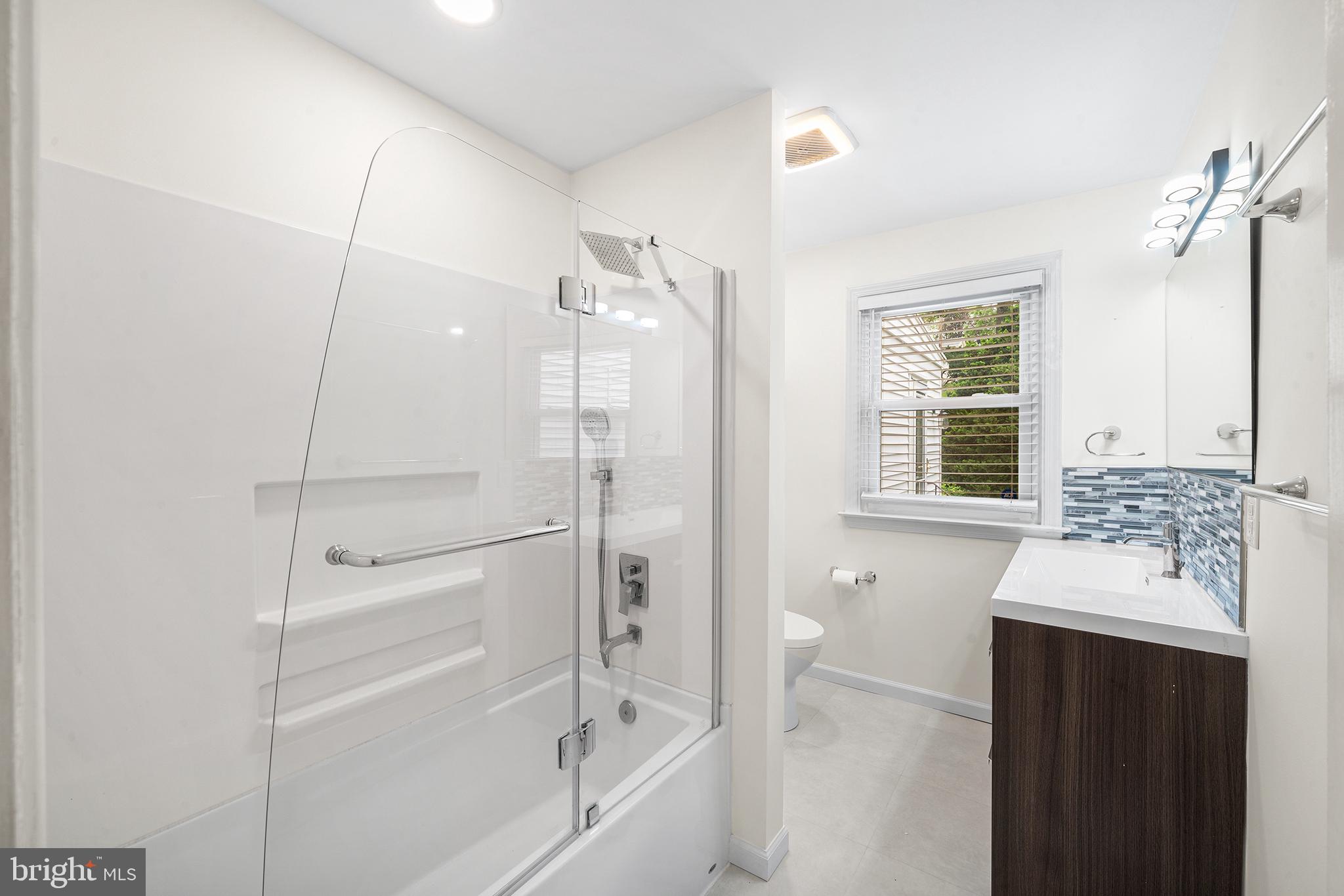 310 Barberry Lane Wayne, PA 19087 - Photo 22 of 36