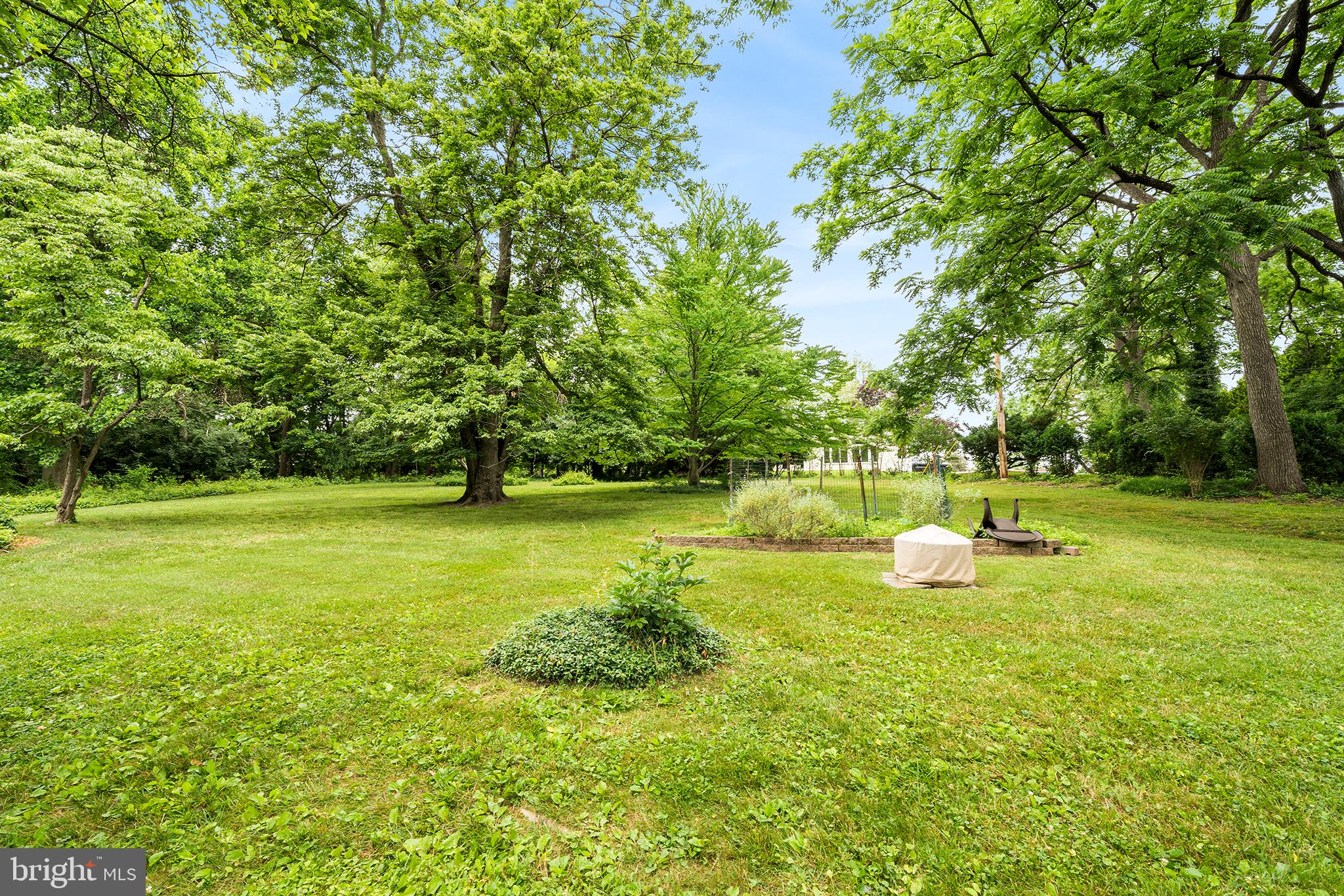 310 Barberry Lane Wayne, PA 19087 - Photo 5 of 36