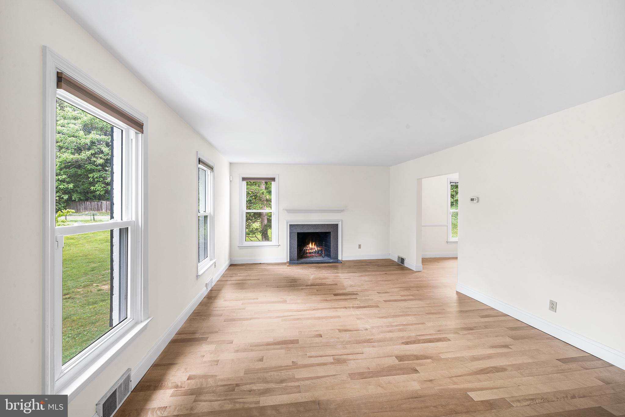 310 Barberry Lane Wayne, PA 19087 - Photo 8 of 36