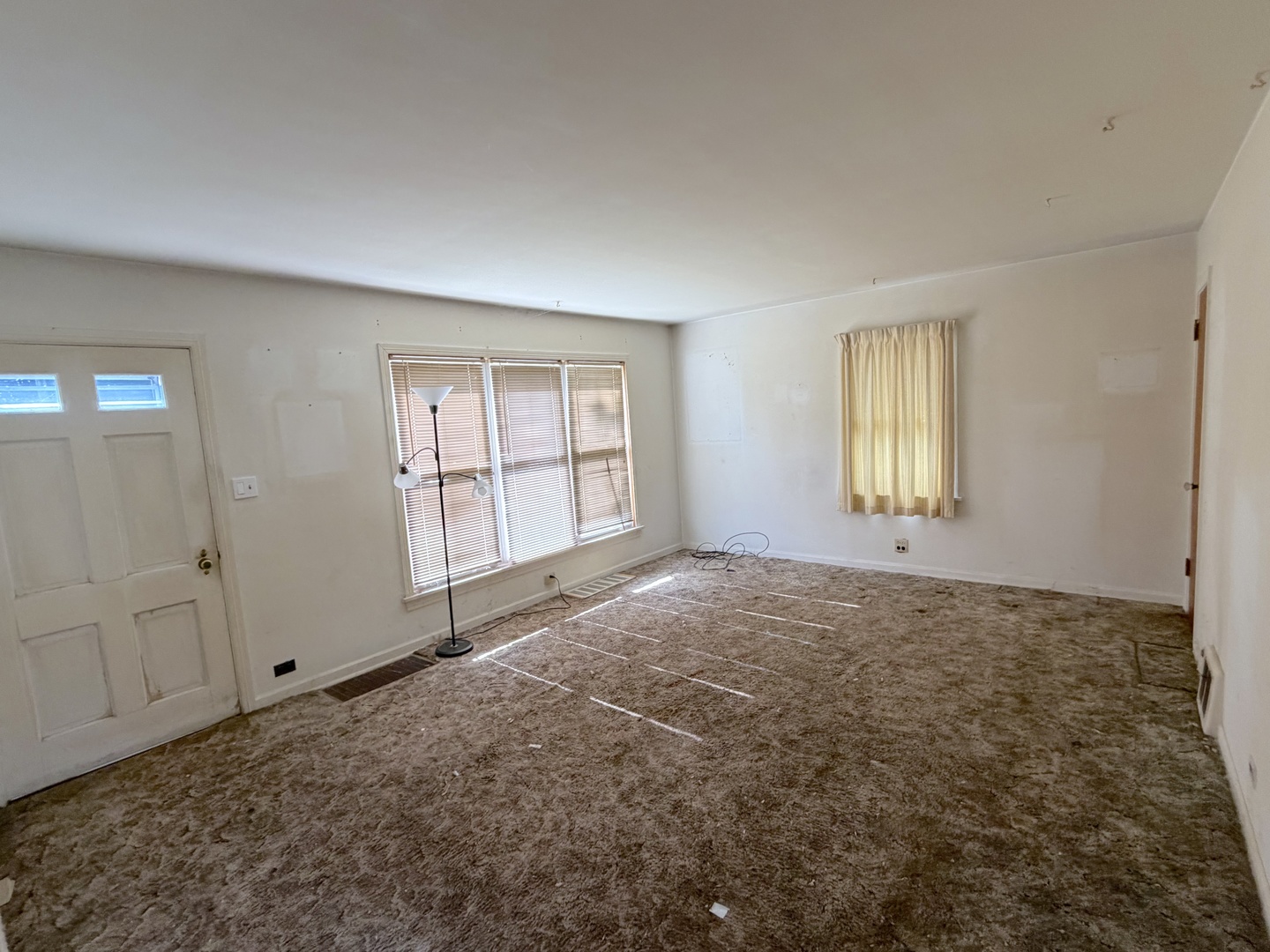 554 South Westmore-Meyers Road Lombard, IL 60148 - Photo 7 of 14