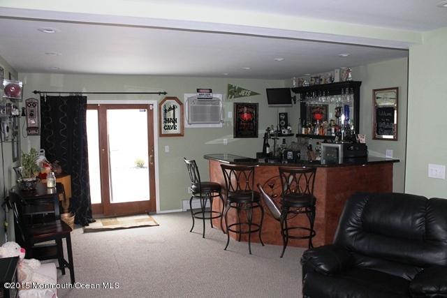 153 Queen Ann Road Brick, NJ 08723 - Photo 8 of 17 Custom Bar