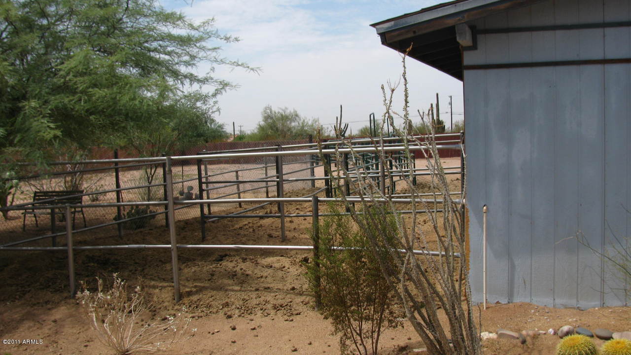 4126 North Colt Road Apache Junction, AZ 85119 - Photo 16 of 18 a view of a balcony