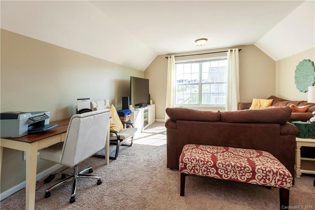 9435 Inverness Bay Road Charlotte, NC 28278 - Photo 22 of 30 Gallery Image 22