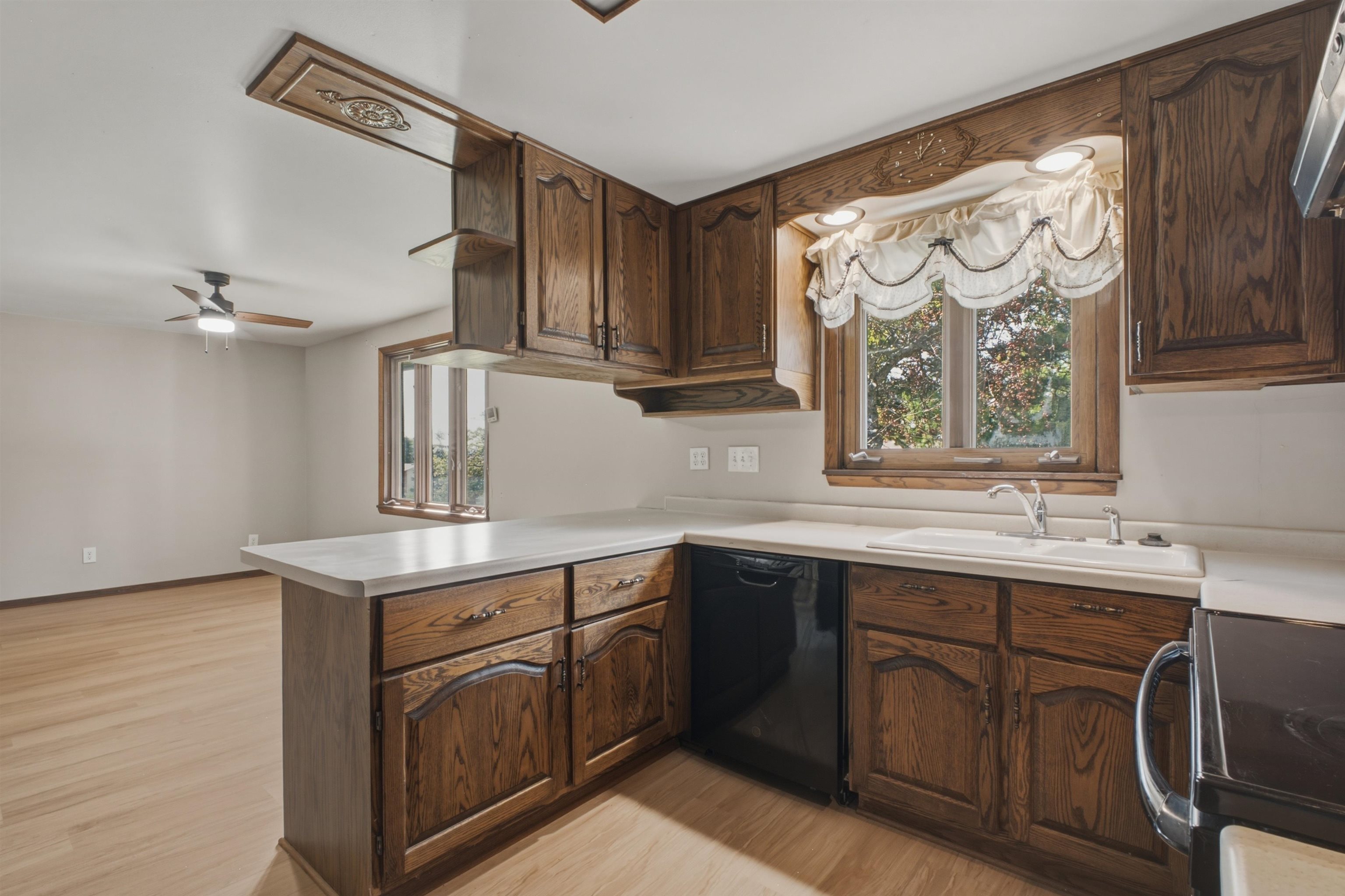 617 Melanie Lane Ripon, WI 54971 - Photo 3 of 31 Gallery Image 3