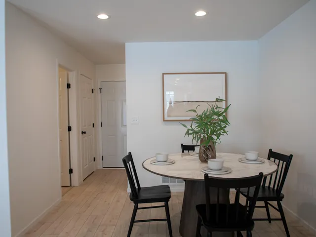 $388,999 | 7901 Lost River Road, Horace, ND 58047