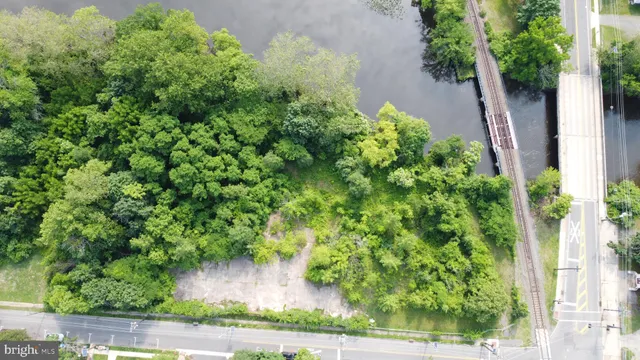 $159,000 | 305 Tatham Street, Burlington, NJ 08016