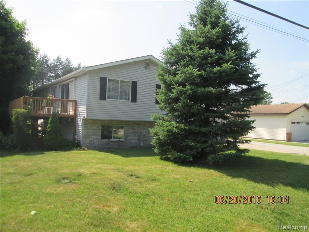 2973 Range Road Smiths Creek, MI 48074 - Photo 4 of 54 IMG_6916.JPG