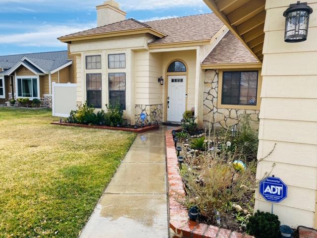 4214 Saddleback Road Palmdale, CA 93552 - Photo 2 of 25 IMG_1251