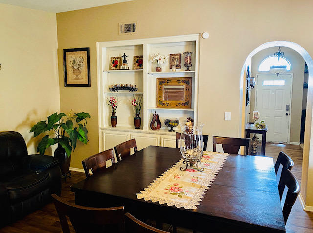 4214 Saddleback Road Palmdale, CA 93552 - Photo 12 of 25 IMG_2551
