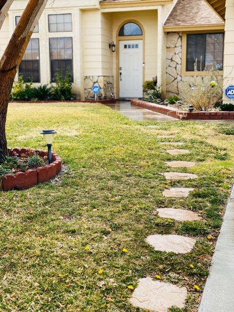 4214 Saddleback Road Palmdale, CA 93552 - Photo 4 of 25 IMG_2540