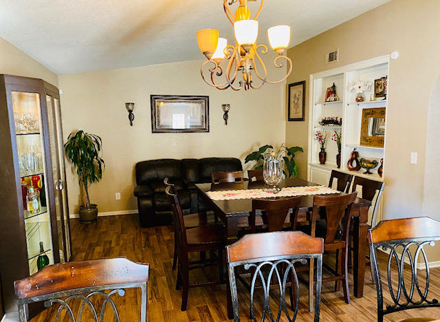 4214 Saddleback Road Palmdale, CA 93552 - Photo 10 of 25 IMG_2549