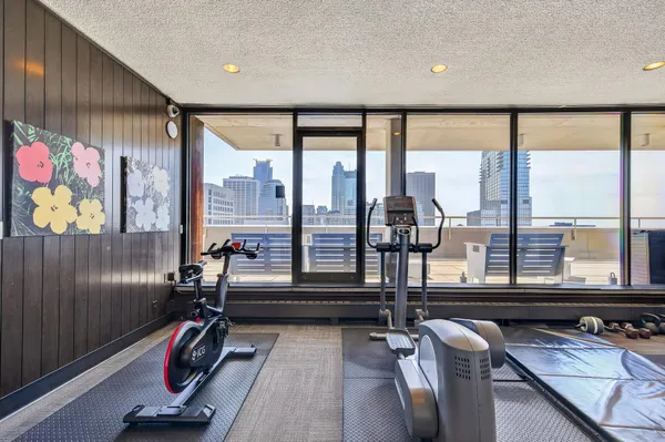 $2,000 | 19 North 1st Street, Unit B407, Minneapolis, MN 55401