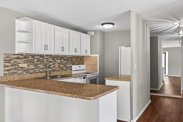 $2,000 | 19 North 1st Street, Unit B407, Minneapolis, MN 55401